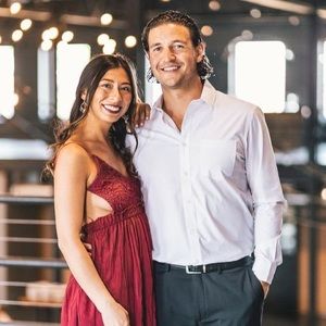 Meet your Posher, Max